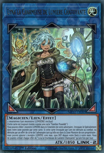 Lyna la Charmeuse de Lumière Chatoyante